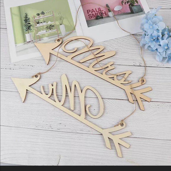 New Wooden Mr. & Mrs Wedding Day Signs - Picture 4 of 12